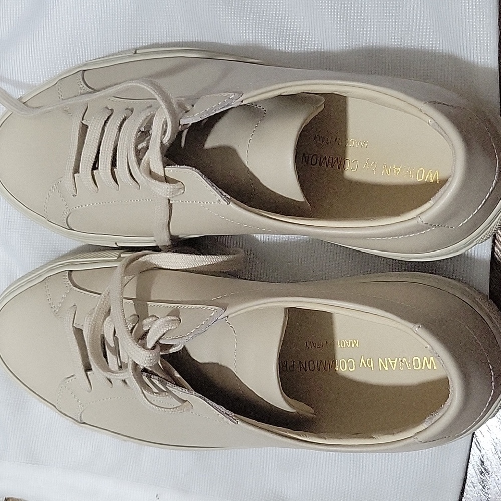 Common Projects Low Top Leather Sneakers -Achilles - Picture 4 of 12